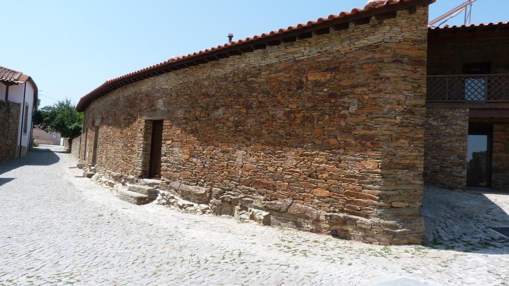 Casas De Campo Da Quinta Entre Rios Mirandela Exterior foto